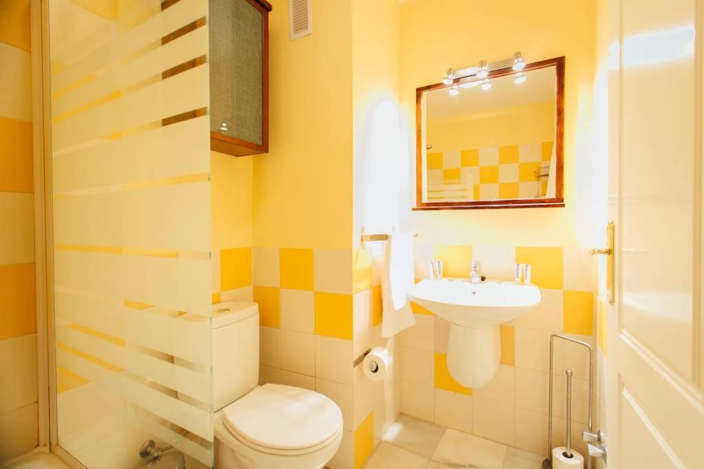 Precioso Apartamento En El Casco Antiguo De Triana Siviglia Esterno foto