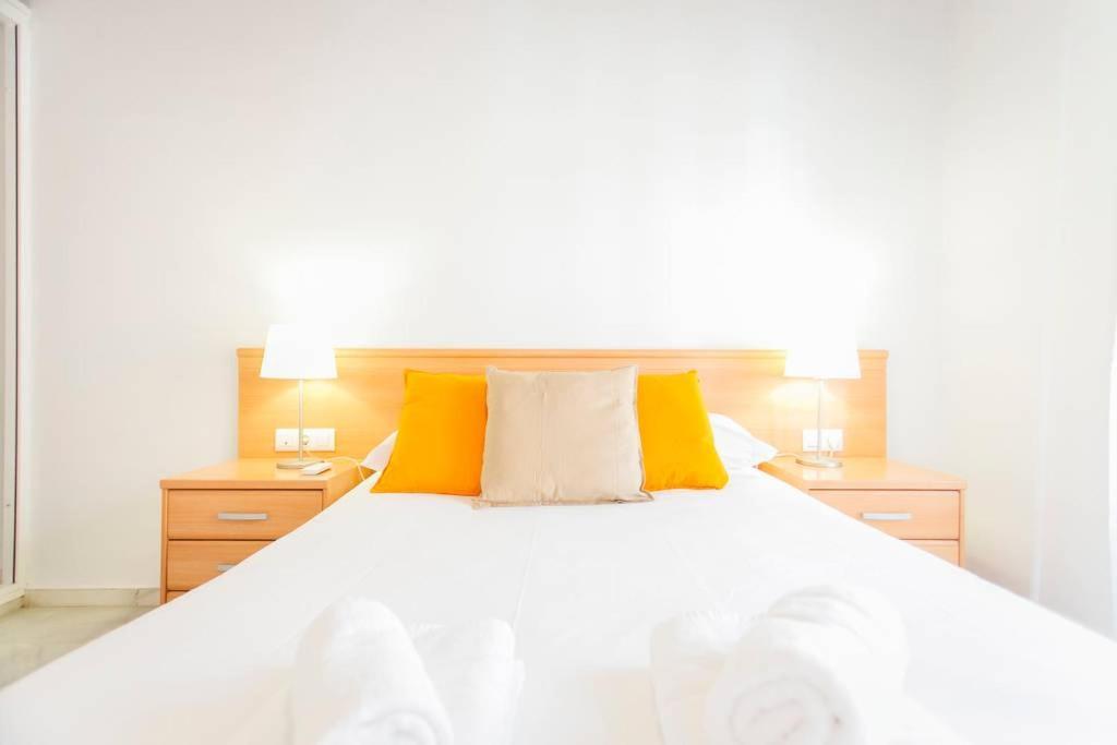 Precioso Apartamento En El Casco Antiguo De Triana Siviglia Esterno foto