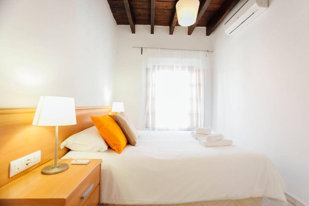 Precioso Apartamento En El Casco Antiguo De Triana Siviglia Esterno foto