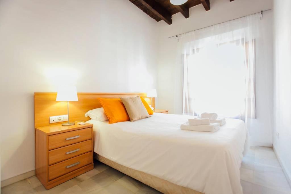 Precioso Apartamento En El Casco Antiguo De Triana Siviglia Esterno foto